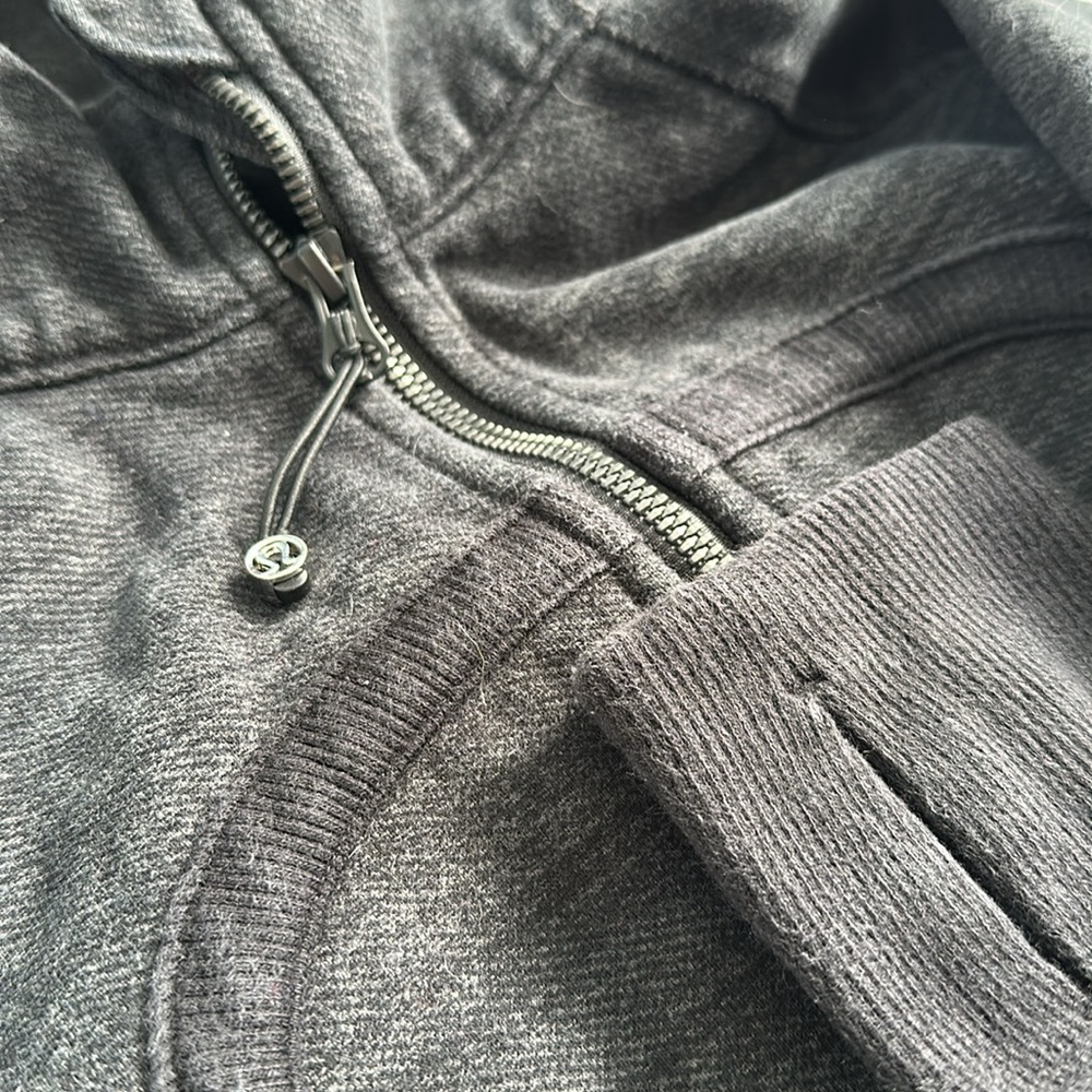 Lululemon dark grey/ black hoodie - Picture 8 of 9
